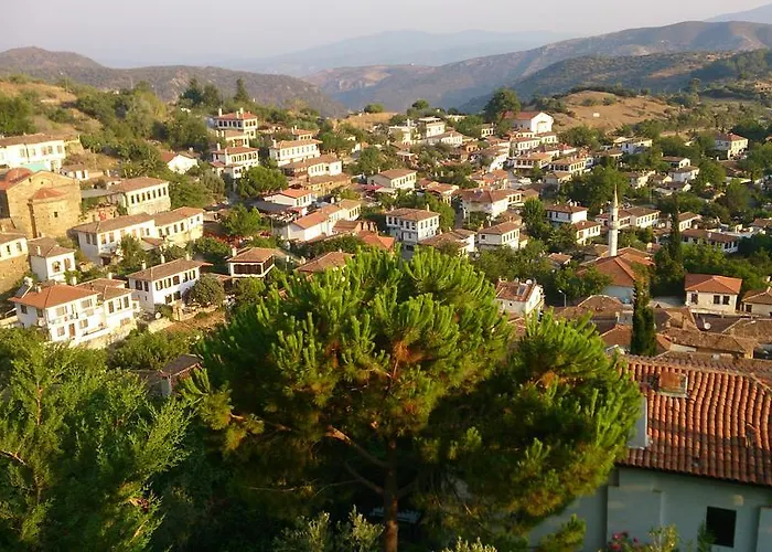 Otel Nisanyan 3*