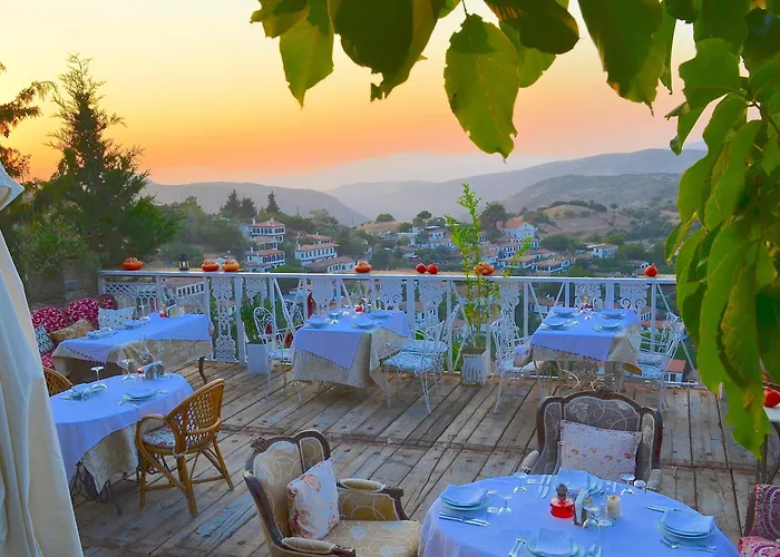 Nisanyan Otel 3*