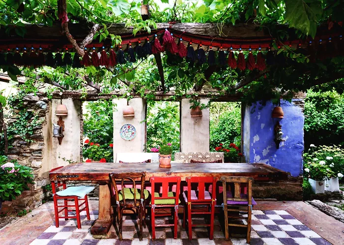 Nisanyan Otel