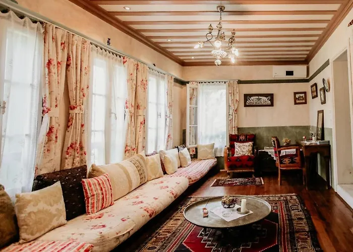 Otel Nisanyan 3*