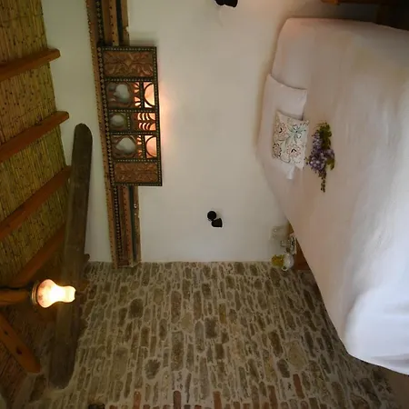 Отель Nisanyan 3*