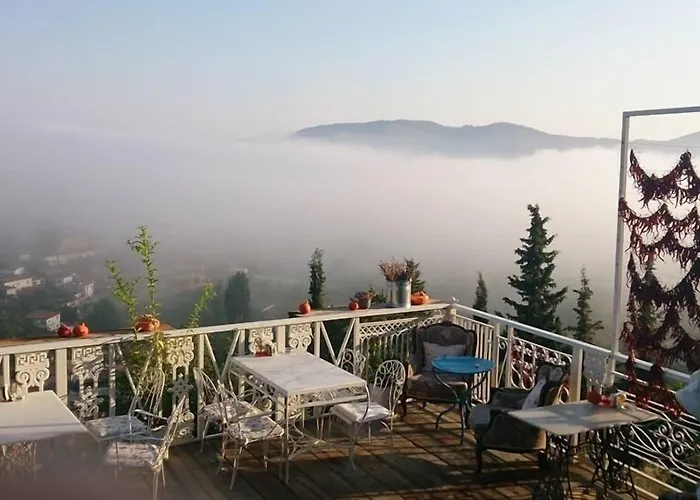 Nisanyan Szálloda 3*