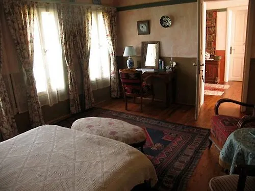 Szálloda Nisanyan 3*